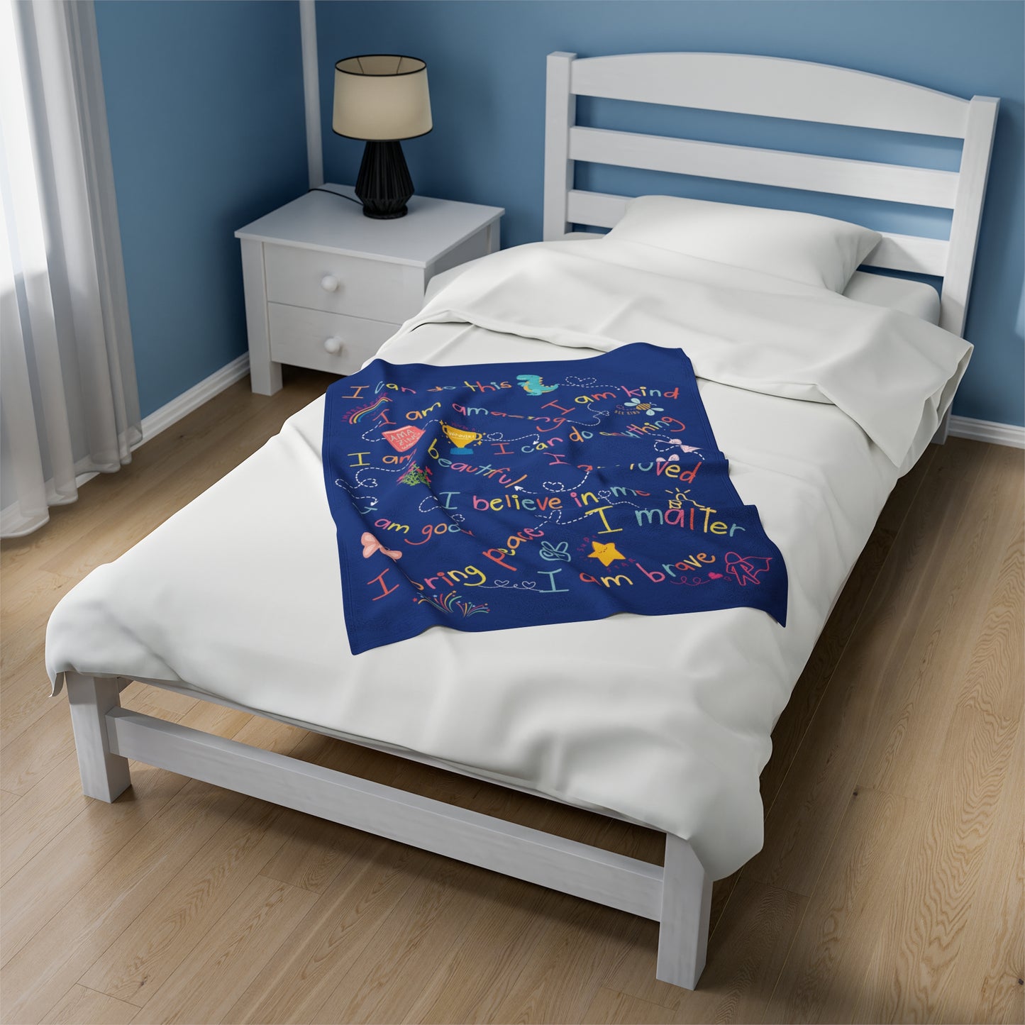 HeartLine Posiprint Plush Blanket - Blue