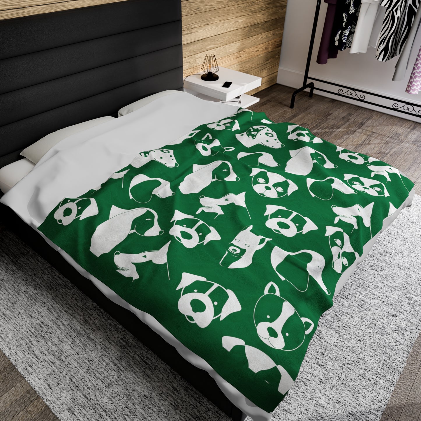 Chic ModDog Head Plush Blanket - Green