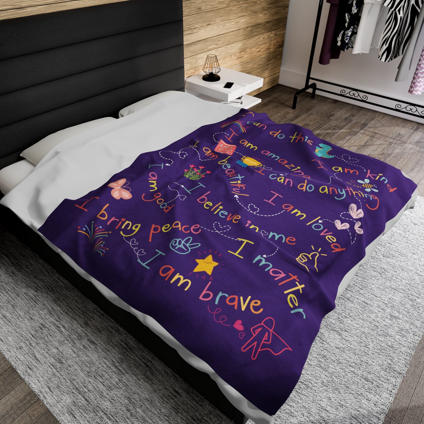 HeartLine Posiprint Plush Blanket - Purple