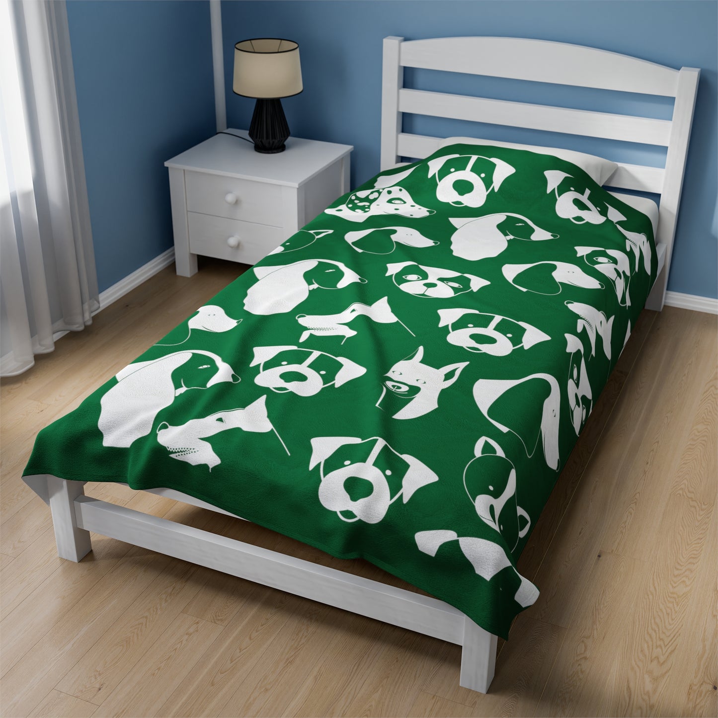 Chic ModDog Head Plush Blanket - Green